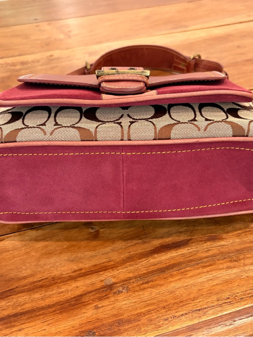 Coach Y2K Special Edition Signature Shoulder Bag Berry Suede & Red Leather - Picture 8 of 16